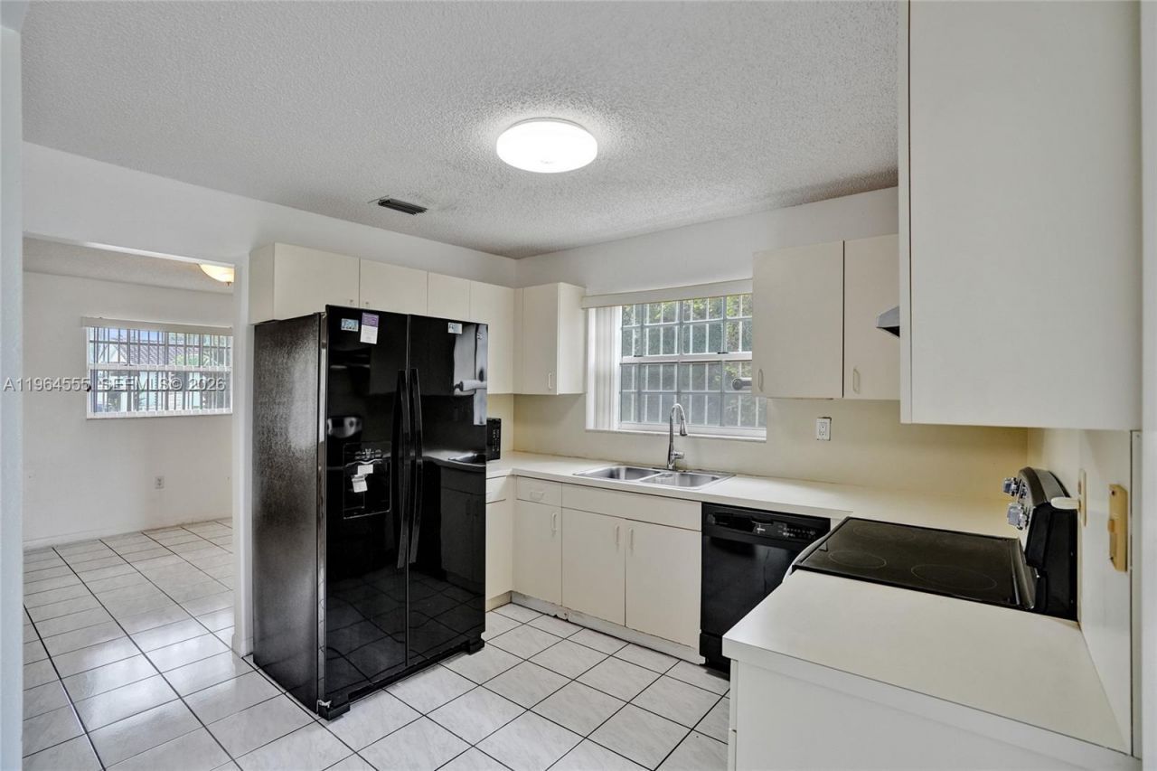 13401 SW 38th St , Miami, FL 33175 Photo