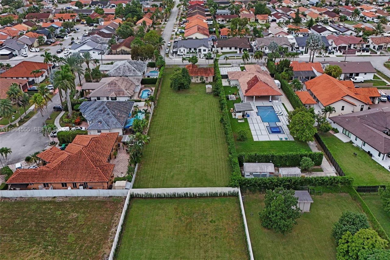 13401 SW 38th St , Miami, FL 33175 Photo