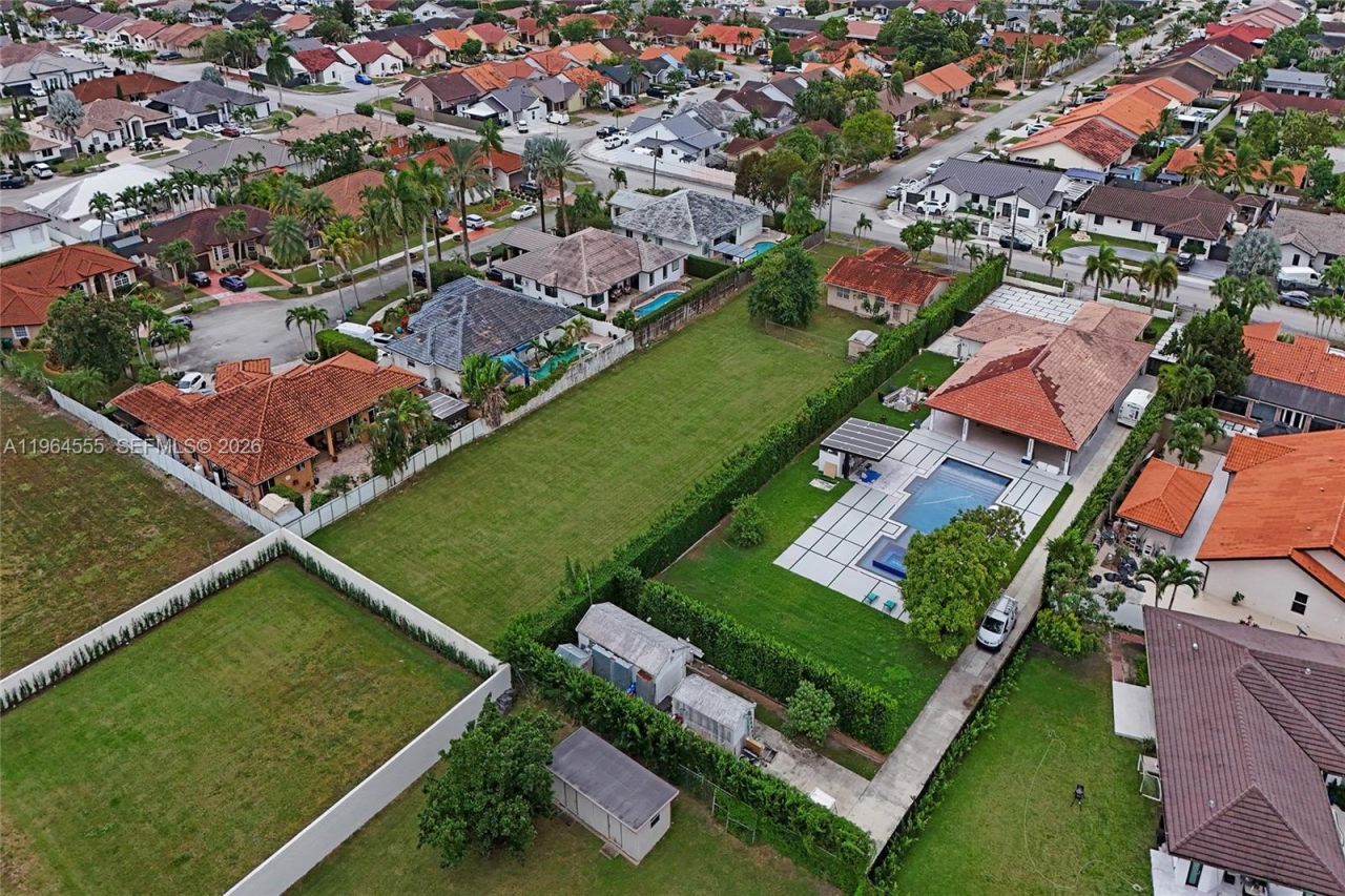 13401 SW 38th St , Miami, FL 33175 Photo