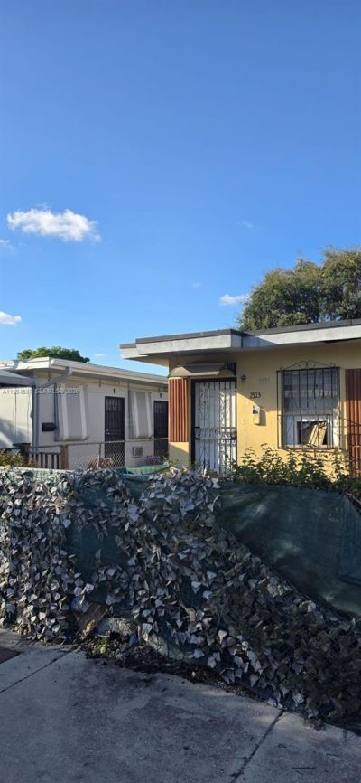 1511 NW 64th St, Miami, FL 33147 Photo