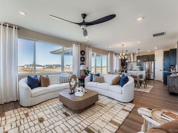 55043 E 27th Avenue , Strasburg, CO 80136