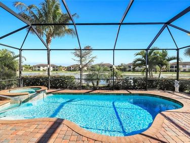 28047 Foxrock CT, BONITA SPRINGS, FL 34135