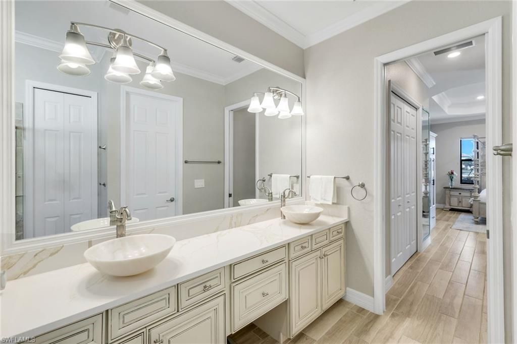 28047 Foxrock Ct, Bonita Springs, FL 34135 Photo