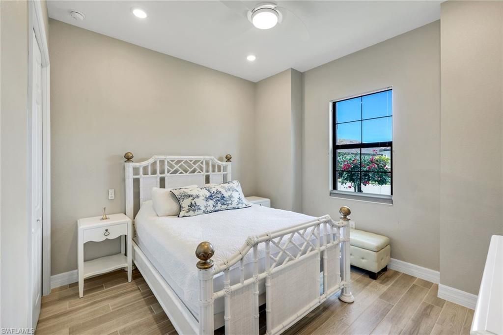 28047 Foxrock Ct, Bonita Springs, FL 34135 Photo