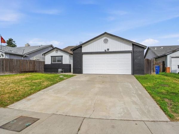 3117 Gibson Way, Modesto, CA 95354