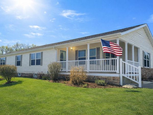 5261 Autumn Hill Drive, Kalamazoo, MI 49004