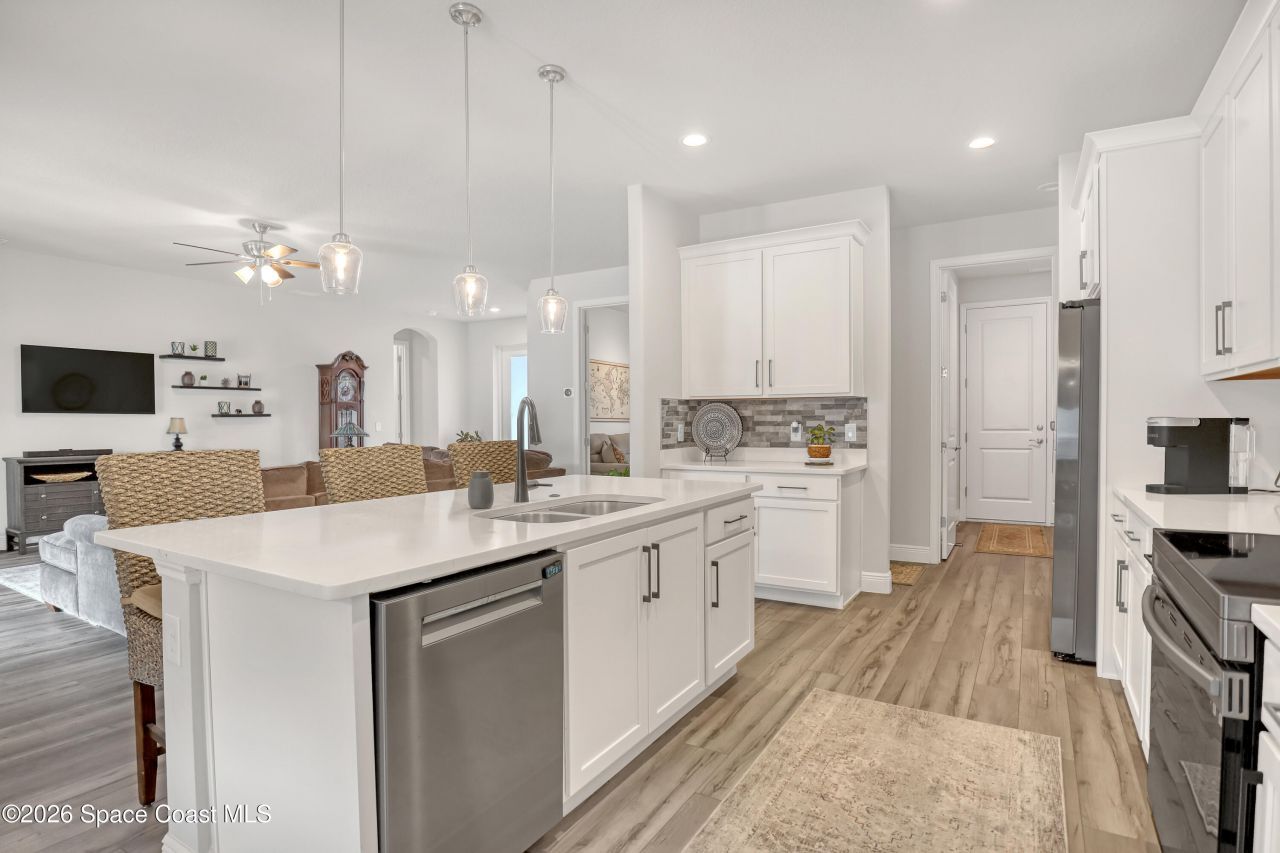 1837 Market Circle Ne, Palm Bay, FL 32905 Photo