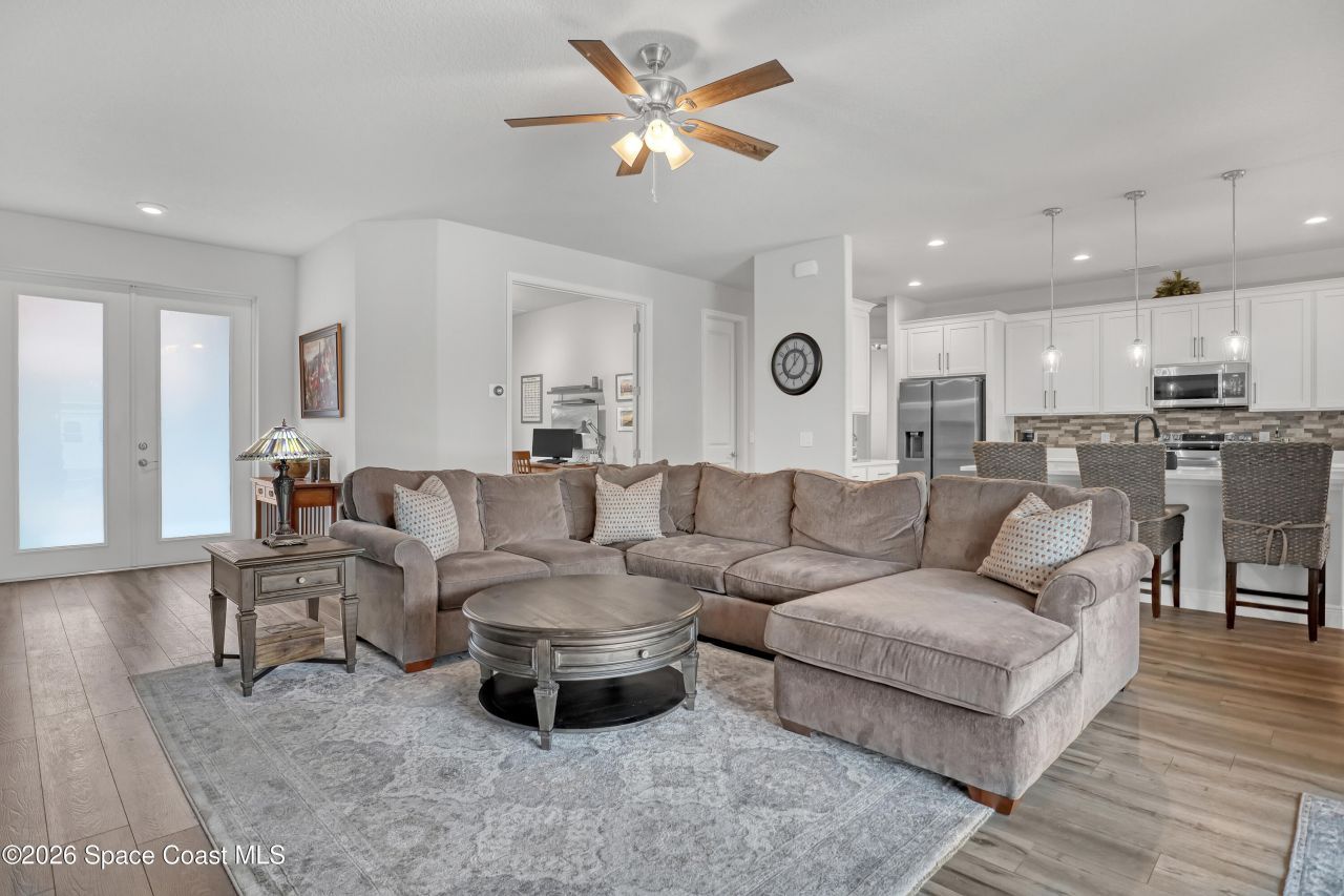 1837 Market Circle Ne, Palm Bay, FL 32905 Photo