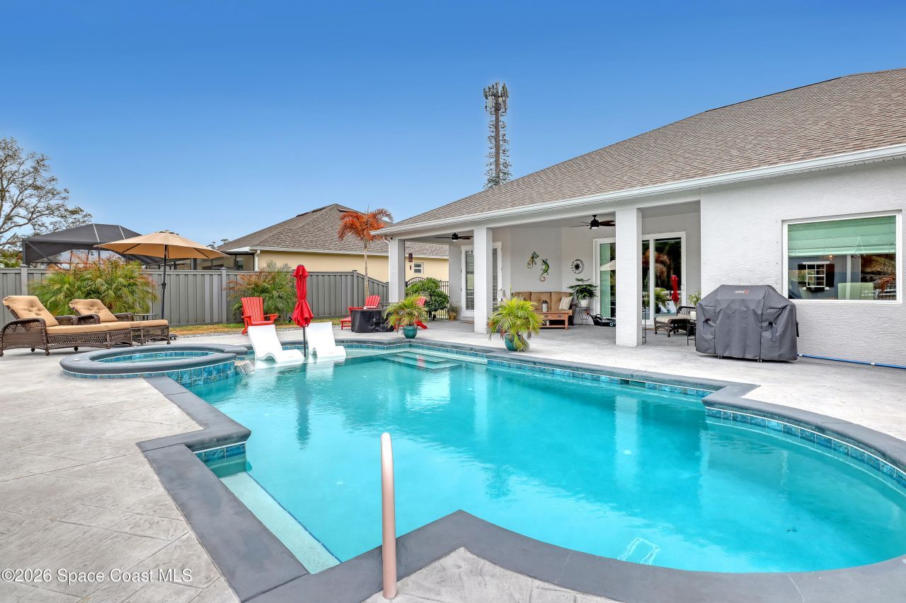 1837 Market Circle Ne, Palm Bay, FL 32905 Photo