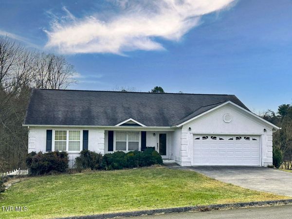 1536 Boardwalk Circle, Morristown, TN 37814