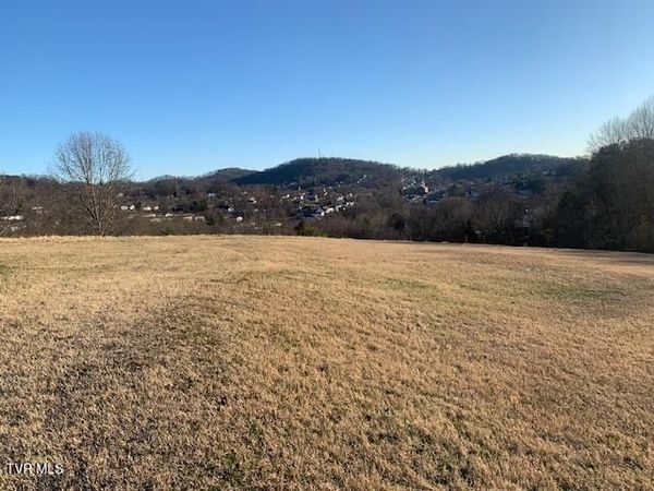 2005 Fairveiw Avenue, Kingsport, TN 37665