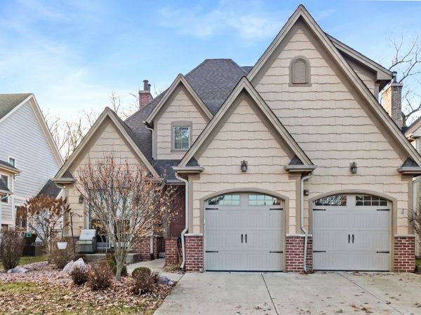 1646 Finsbury Lane, La Grange Park, IL 60526