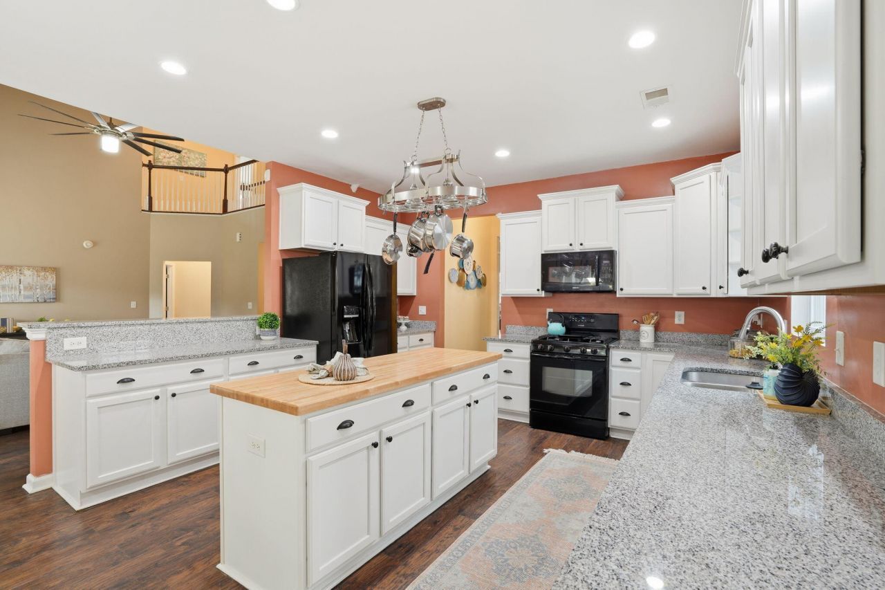 114 Autumn Creek Trail Photo 16