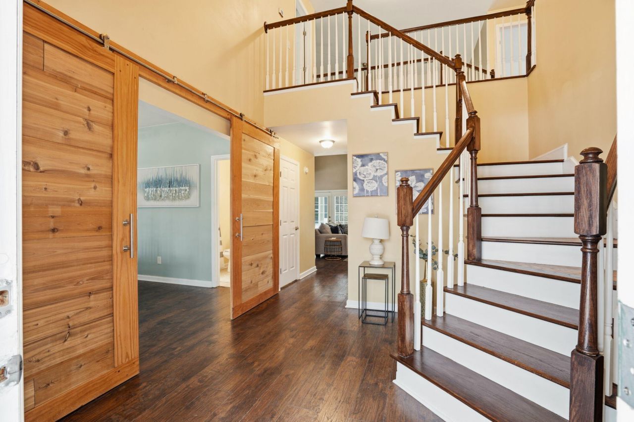 114 Autumn Creek Trail Photo 5