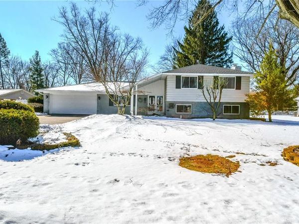 906 New England Avenue, Dayton, OH 45429