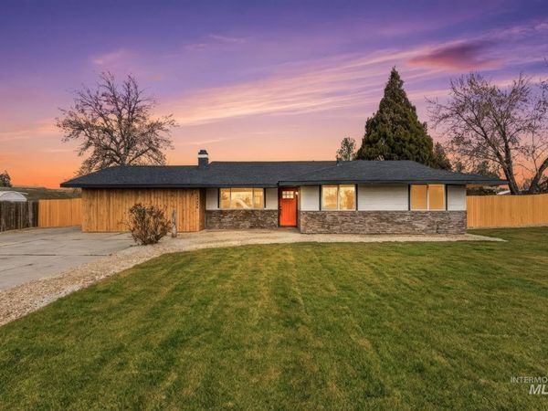 10490 W Martingale Dr, Boise, ID 83709