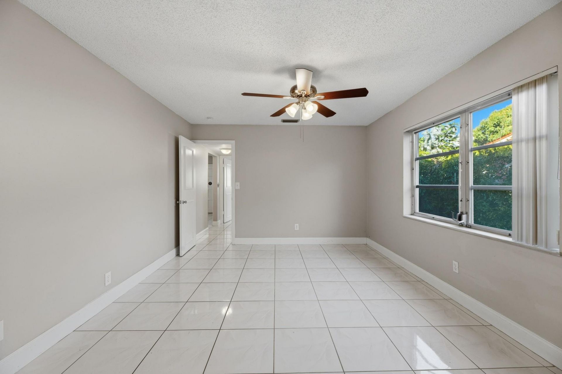 3166 NW 69th Court, Fort Lauderdale, FL 33309 Photo