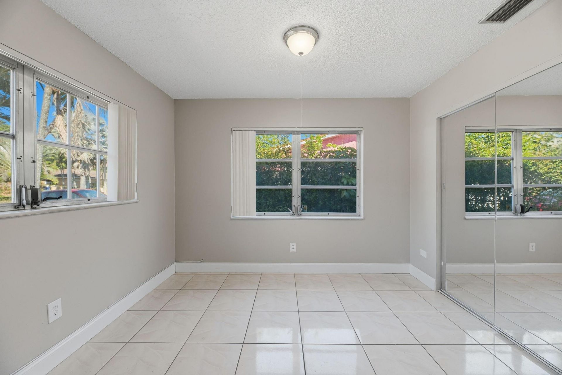 3166 NW 69th Court, Fort Lauderdale, FL 33309 Photo