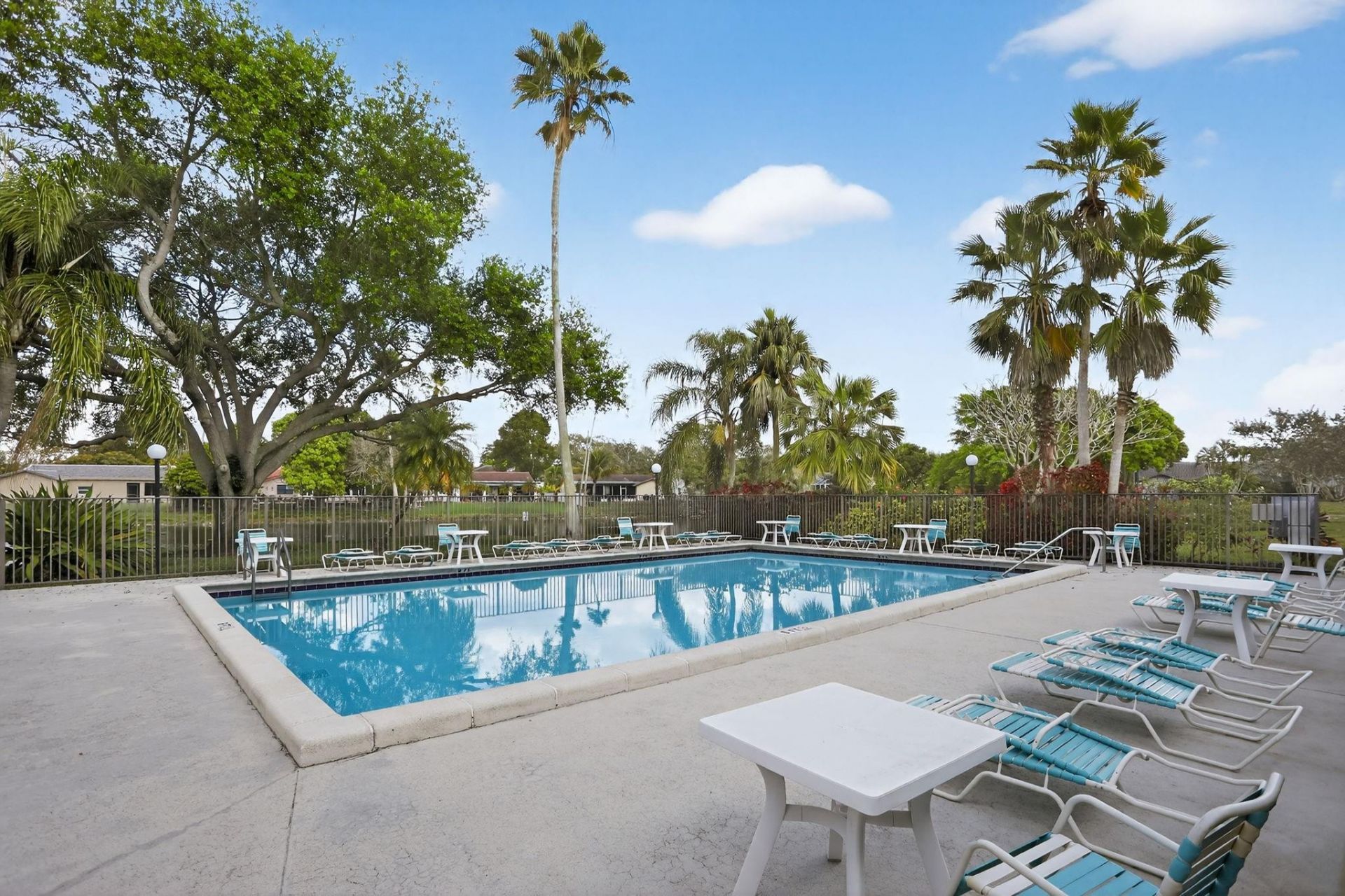 11477 NW 39th Court, Unit 307-1, Coral Springs, FL 33065 Photo