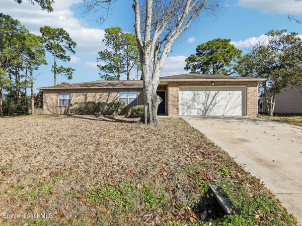 1731 Radisson Street NW , Palm Bay, FL 32907