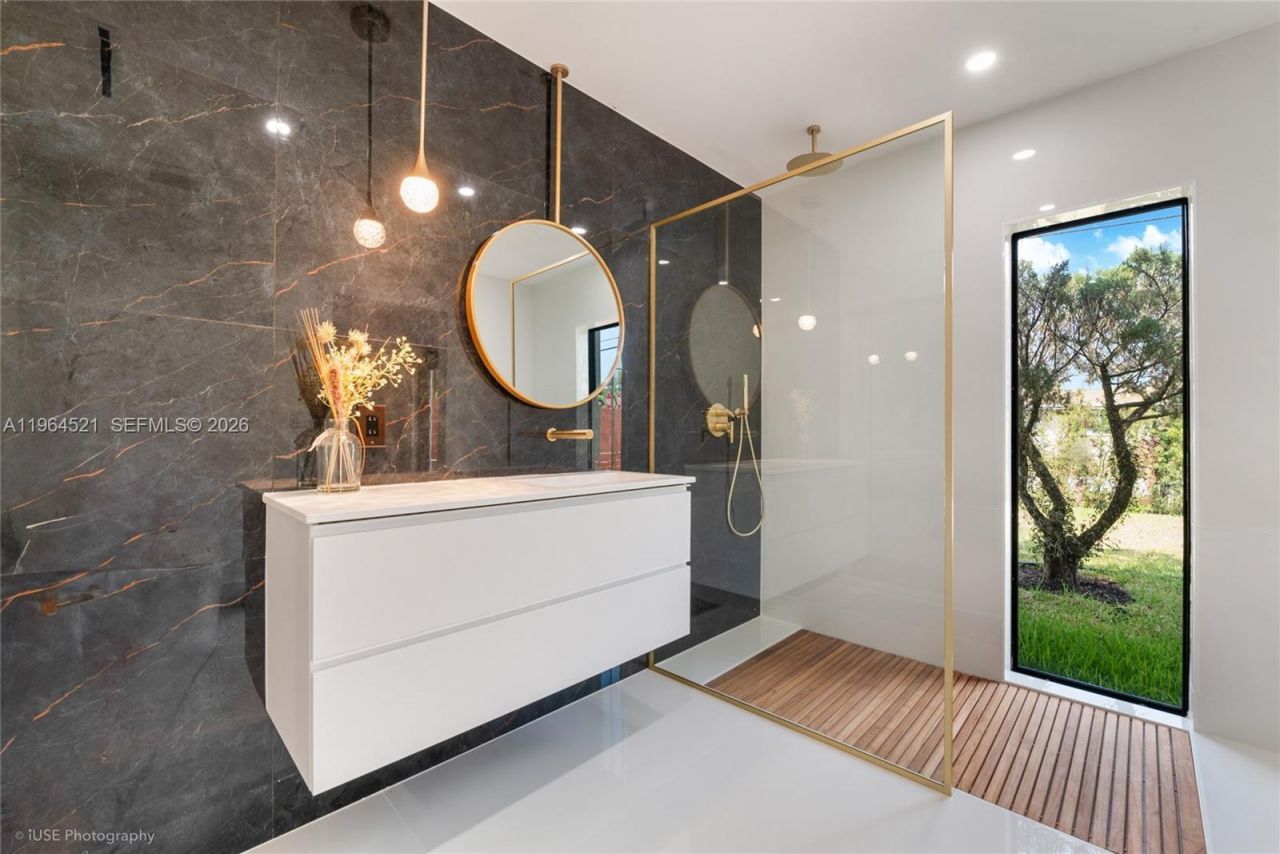 8270 SW 130th St, Pinecrest, FL 33156 Photo