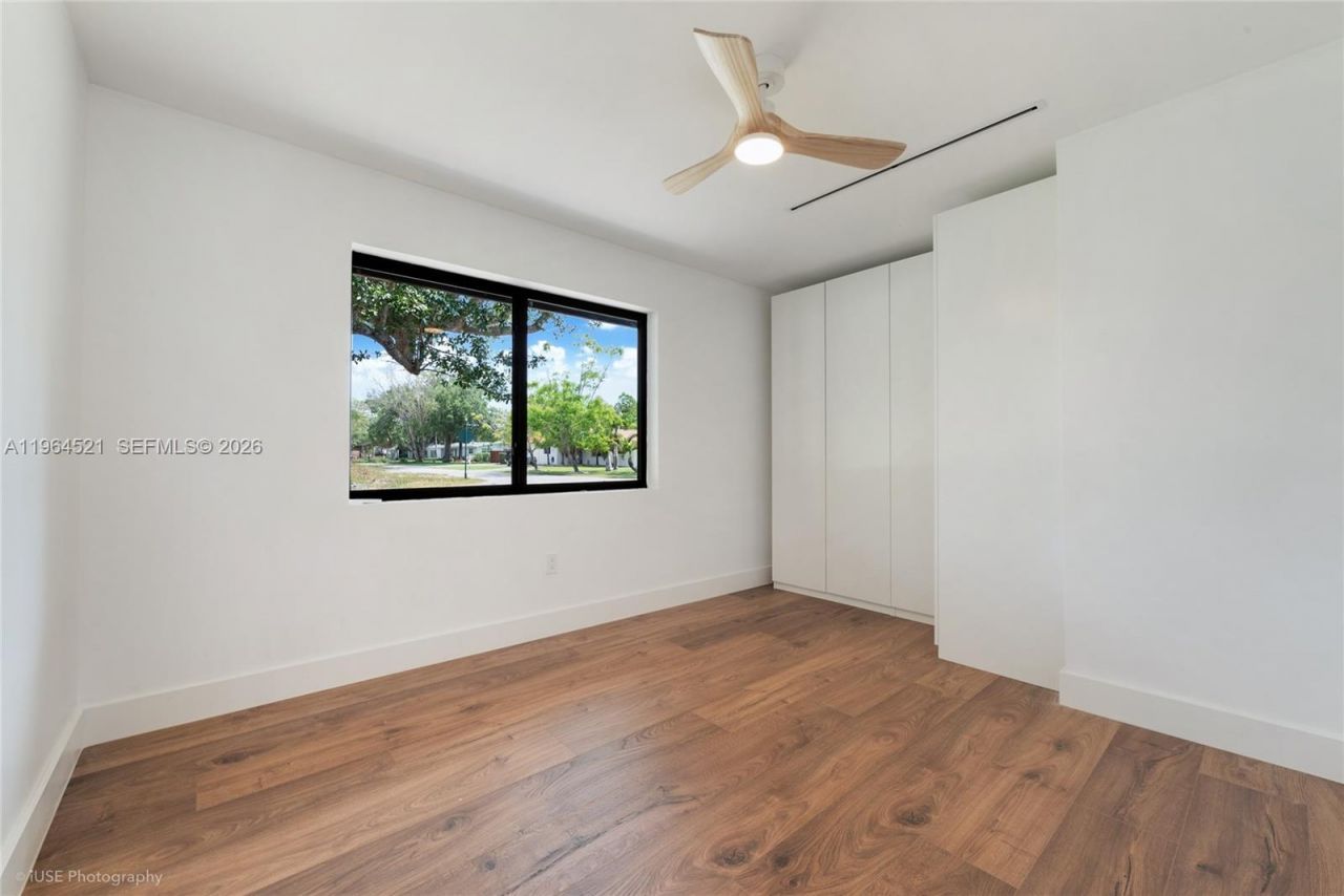 8270 SW 130th St, Pinecrest, FL 33156 Photo