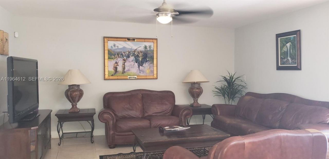 9835 SW 56th St , Miami, FL 33165 Photo