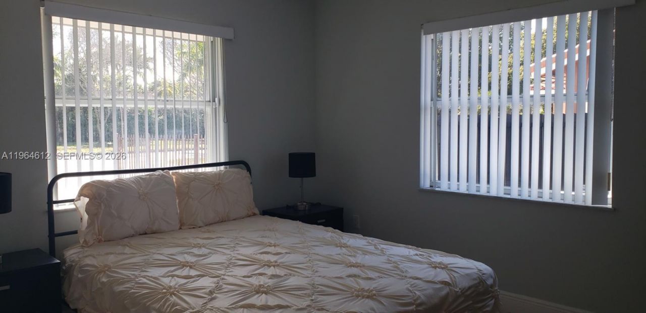 9835 SW 56th St , Miami, FL 33165 Photo