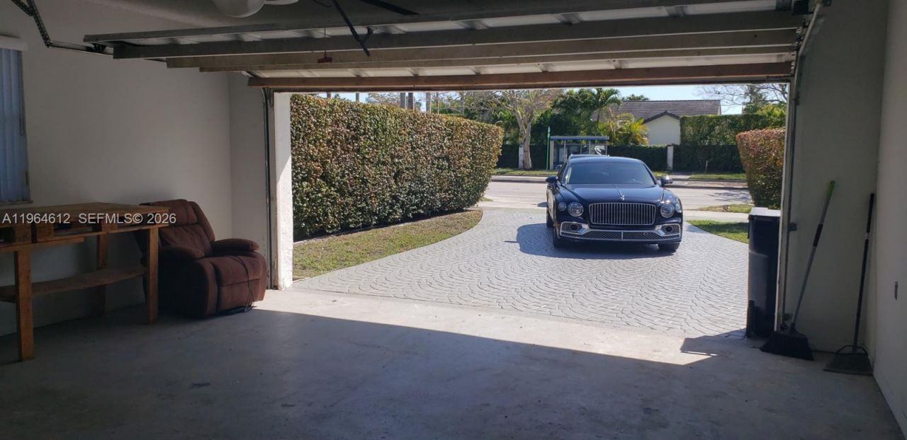 9835 SW 56th St , Miami, FL 33165 Photo