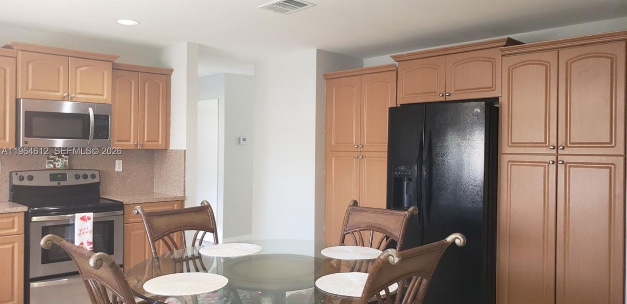 9835 SW 56th St , Miami, FL 33165 Photo