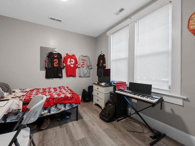 102 W Tompkins Street, Columbus, OH 43202 Photo 10