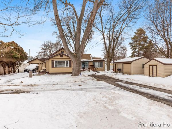 147 Montrose Street NE, Grand Rapids, MI 49505