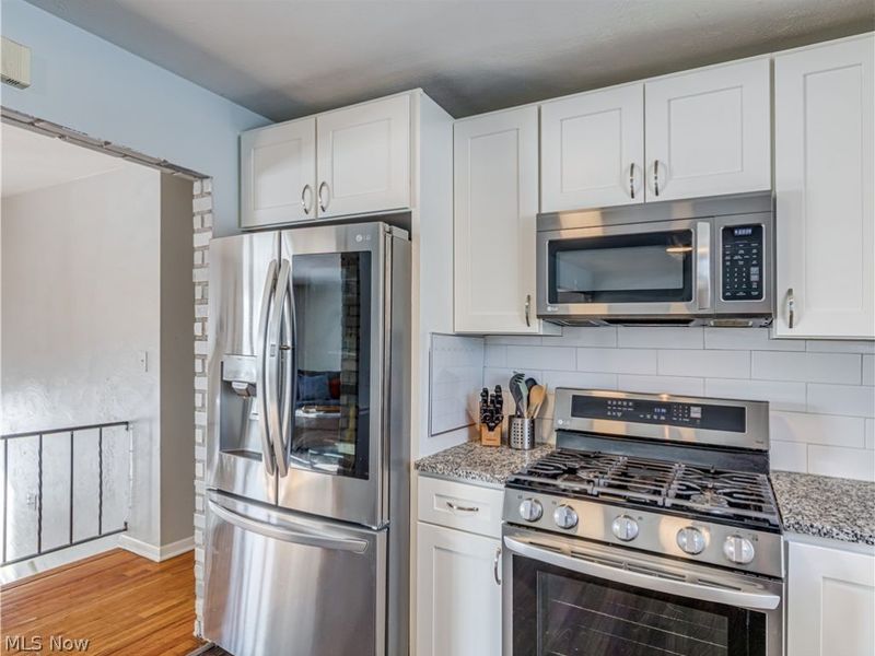 3327 Valley Forge Drive, Brunswick, OH 44212 Photo 11