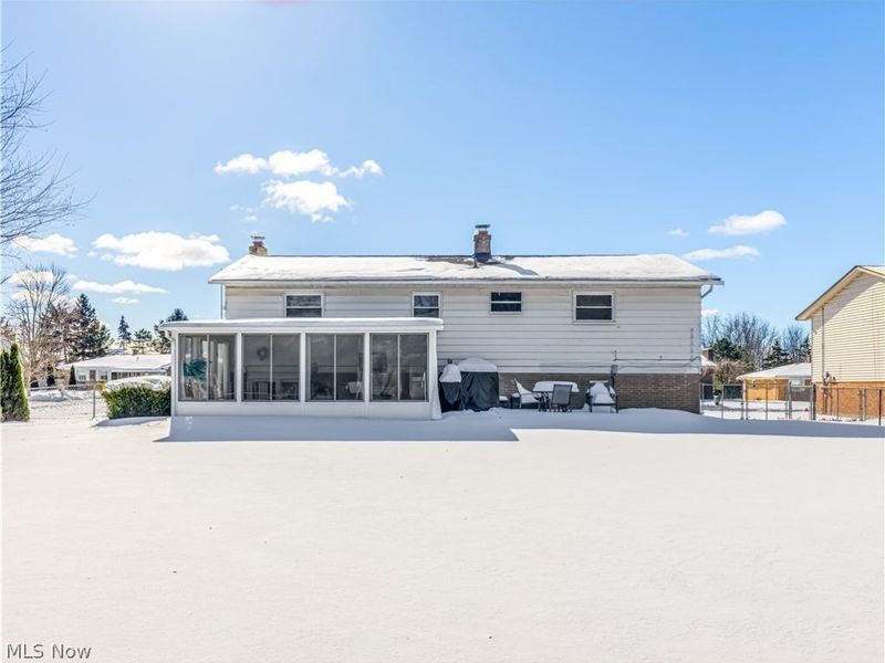 3327 Valley Forge Drive, Brunswick, OH 44212 Photo 3