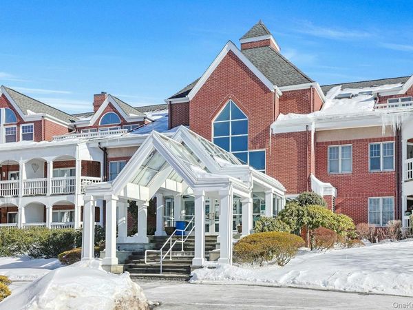 22 Copley Court, Unit 22, Briarcliff Manor, NY 10510