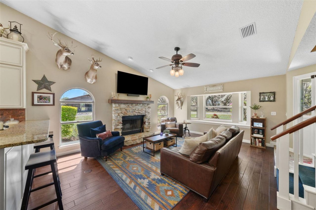 808 Old Welcome Road, Lithia, FL 33547 Photo