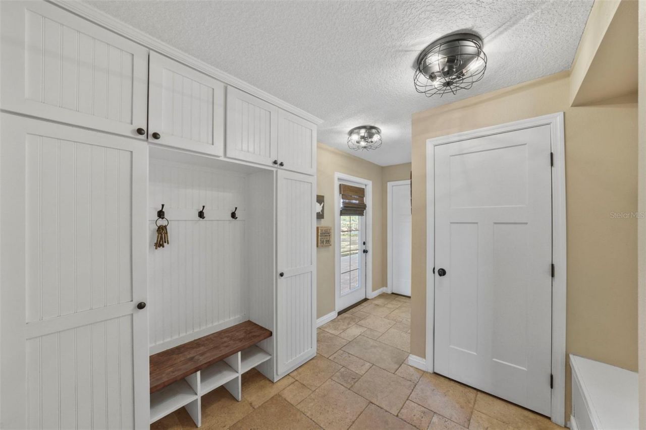 808 Old Welcome Road, Lithia, FL 33547 Photo