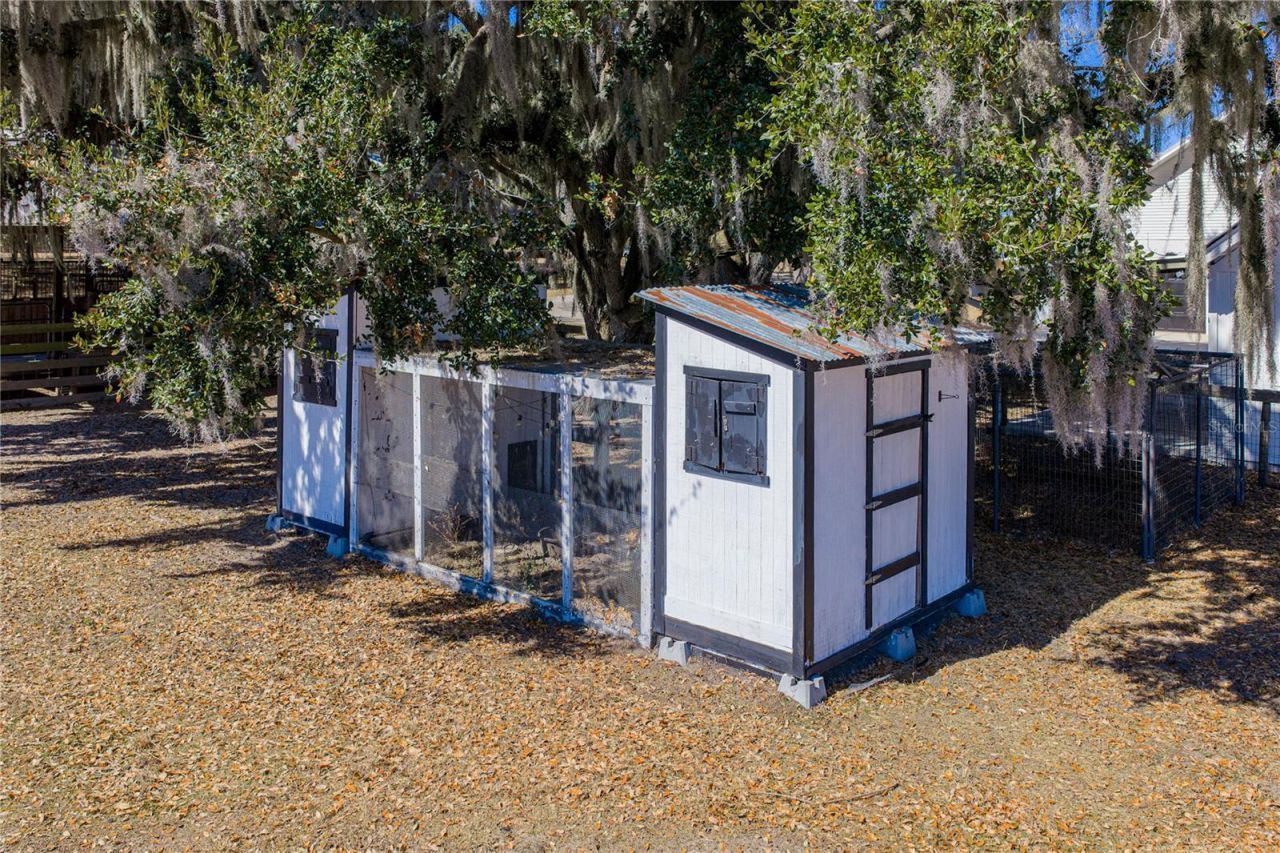 808 Old Welcome Road, Lithia, FL 33547 Photo