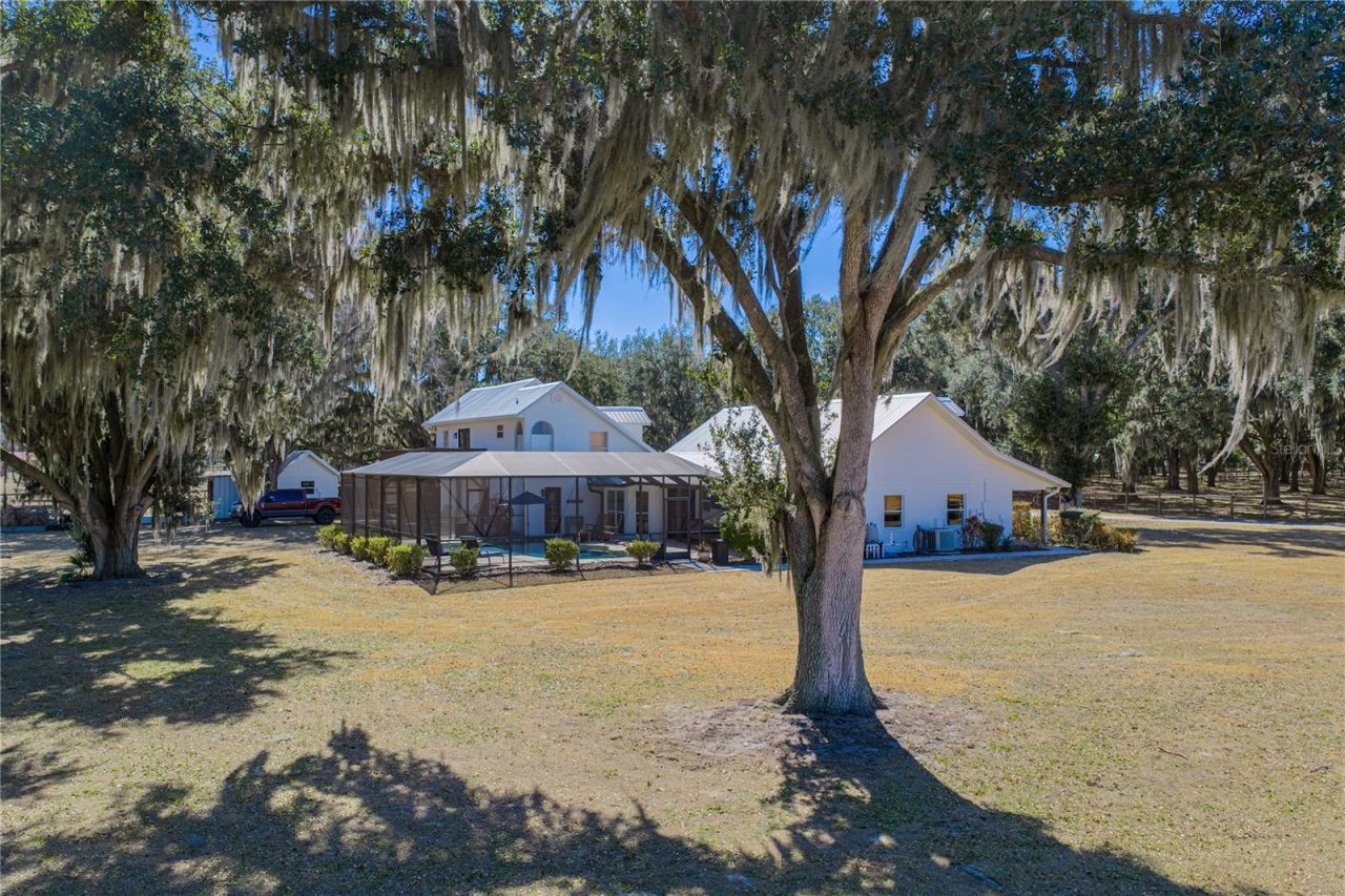 808 Old Welcome Road, Lithia, FL 33547 Photo