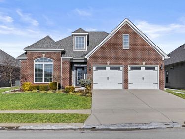 294 Brunswick Circle, Versailles, KY 40383