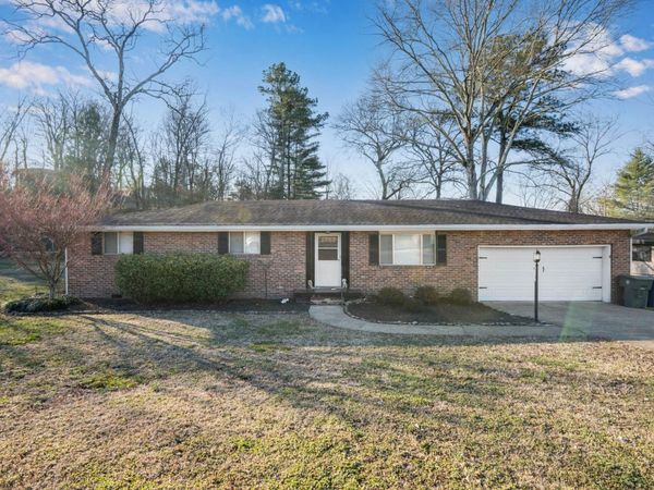 1416 Highland Way , Hixson, TN 37343