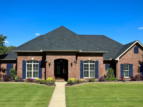 150 Stoneridge Walk, Columbus, MS 39701