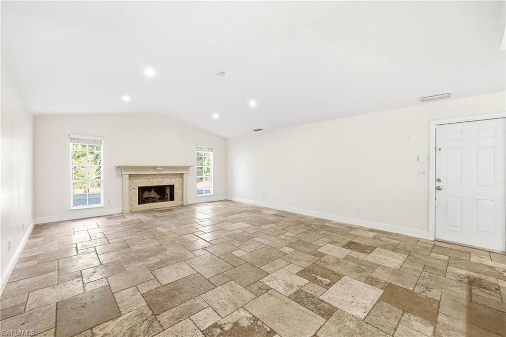 6011 Sea Grass Ln, Naples, FL 34116 Photo