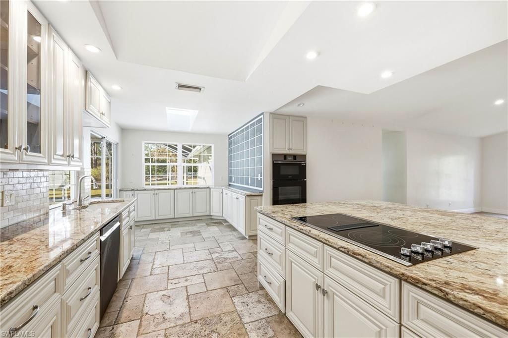 6011 Sea Grass Ln, Naples, FL 34116 Photo