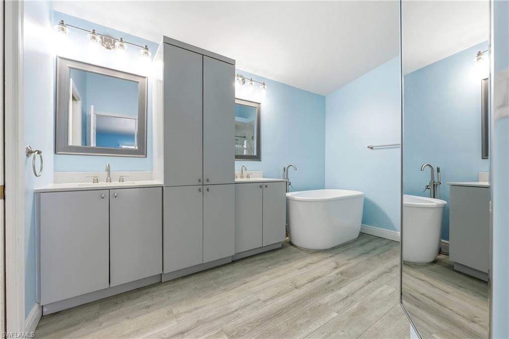 6011 Sea Grass Ln, Naples, FL 34116 Photo