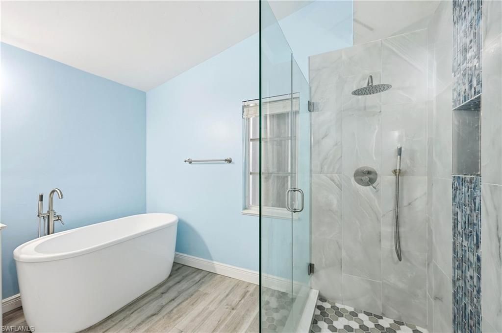 6011 Sea Grass Ln, Naples, FL 34116 Photo