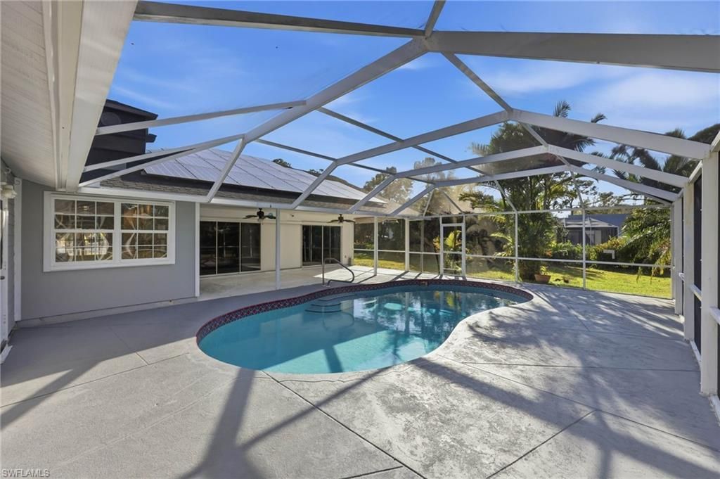 6011 Sea Grass Ln, Naples, FL 34116 Photo