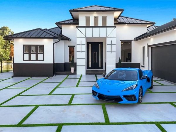 1104 E 6th ST, LEHIGH ACRES, FL 33972