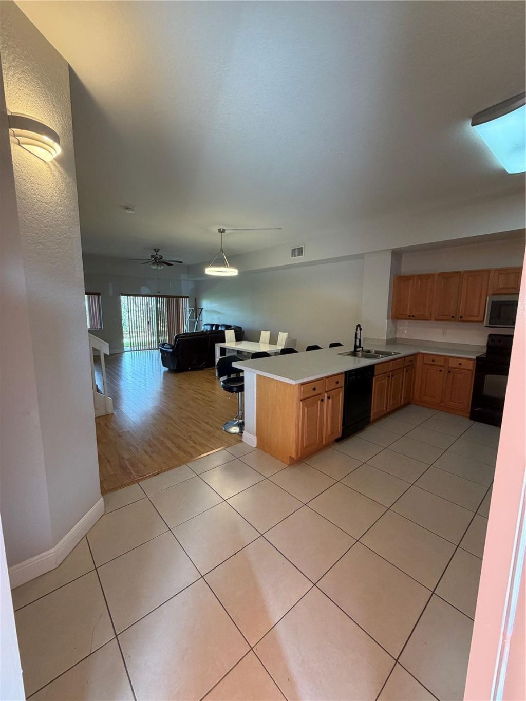 7401 Palomino Drive, Unit 117, Hollywood, FL 33024 Photo