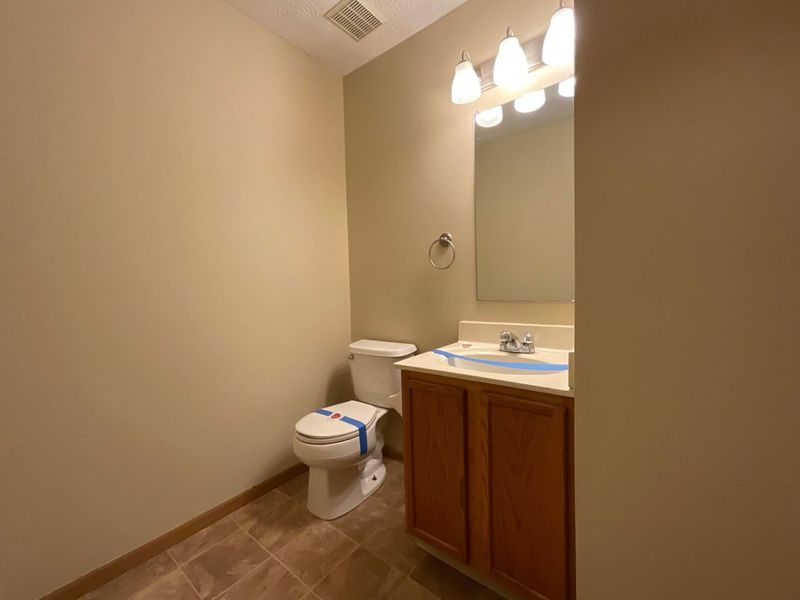 7802 Jefferson Run, Unit 117, Blacklick, OH 43004 Photo 8